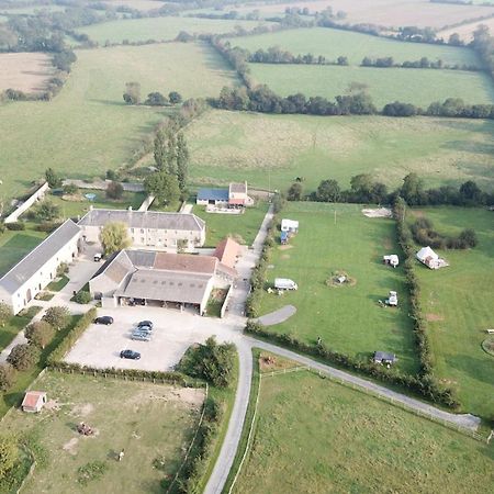 Ferme Hay Day Bed & Breakfast Englesqueville-la-Percee Exterior photo