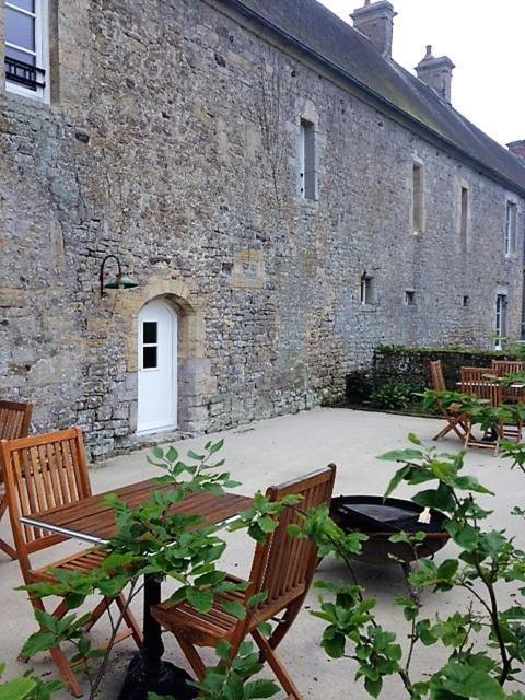 Ferme Hay Day Bed & Breakfast Englesqueville-la-Percee Exterior photo